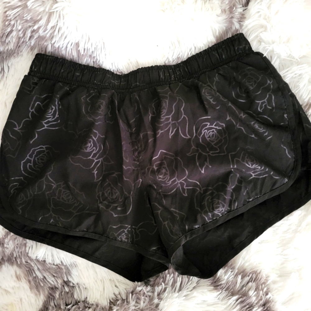 Activewear shorts